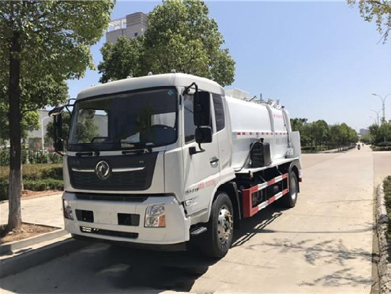 中威東風(fēng)天錦國(guó)六12方餐廚垃圾車（方罐）