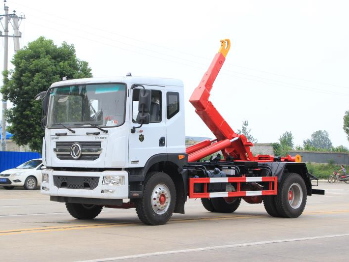 中威東風D9 15噸勾臂式垃圾車