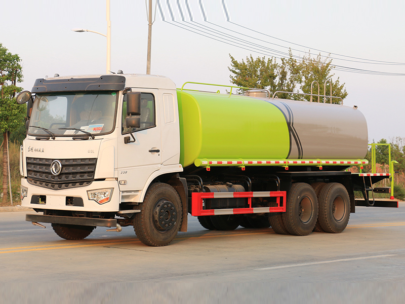 中威東風D3L后八輪20噸灑水車