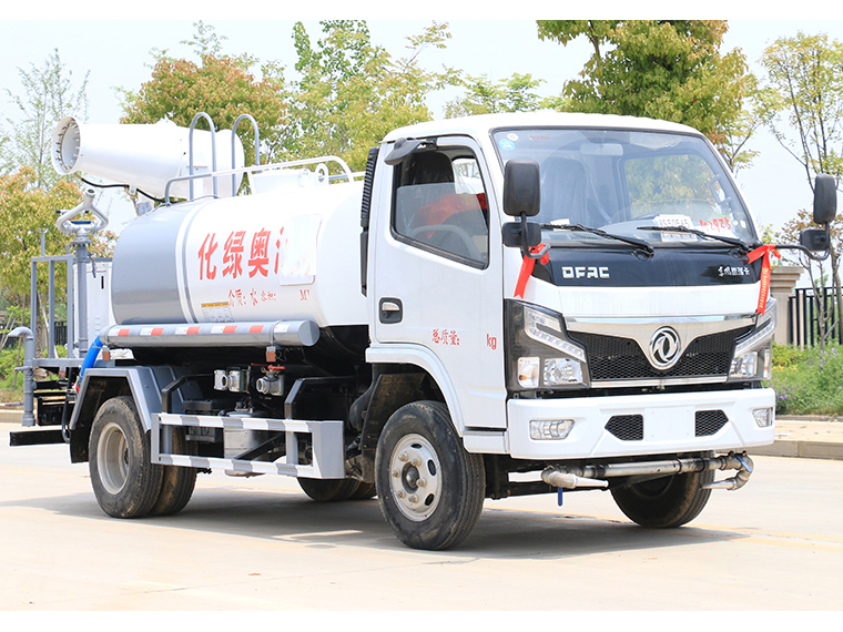 中威小福瑞卡藍牌5噸灑水車