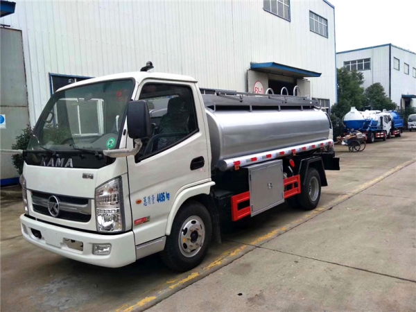 凱馬2.48方藍牌供液車