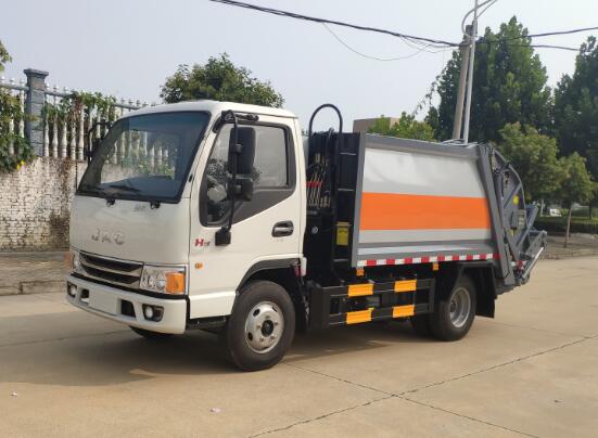 中威江淮藍牌小型壓縮垃圾車